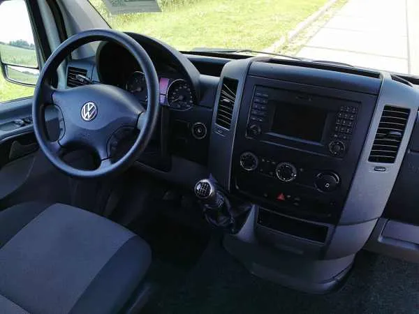 Volkswagen Crafter 2.0 TDI 140 L3H2 Image 7